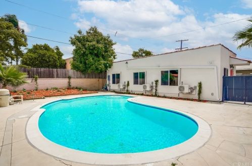 304 Sloan Ave, Compton CA  90221-3351 exterior