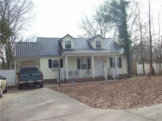 238 Rossview Rd, Clarksville, TN 37043-5842