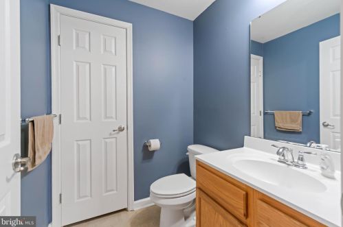 608 Archibald Ln, Florence NJ  08518-4010 exterior