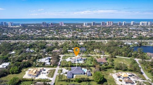 81 North St, Naples FL  34108-2921 exterior