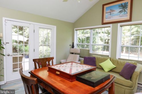 15 Shinnecock Rd, Dover DE  19904-9404 exterior