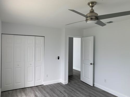 2333 Berkshire Blvd, Fort Pierce FL  34952-7309 exterior