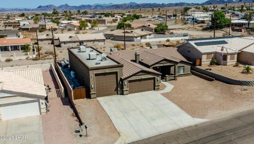 2481 Inverness Dr, Lake Havasu City AZ  86404-1272 exterior