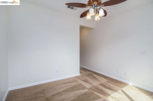 418 Sonnet Ct, Oakley CA  94561-5086 exterior