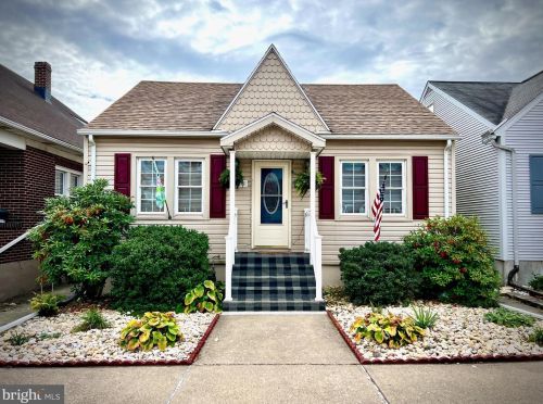 438 Carleton Ave, Hazle Township, PA 18201-7422