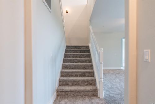 410 Tehuacan Rd, Ukiah CA  95482-2007 exterior