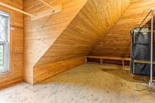 365 Elm Rd, Briarcliff NY  10510-2207 exterior