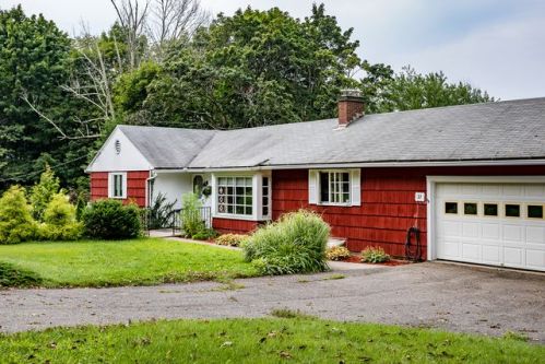 37 Camp Hill Rd, Litchfield, CT 06759-3835