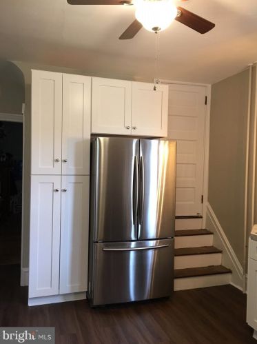 407 College Ave, Lancaster PA 17603-3319 exterior