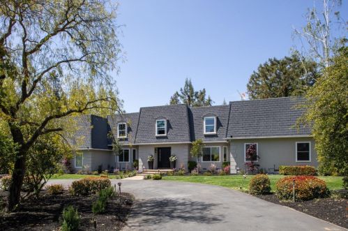 12201 Colina Dr, Los Altos, CA 94024-5212
