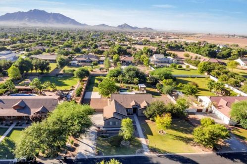 2633 Ridgewood Ln, Gilbert, AZ 85298-2065