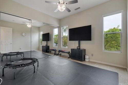 15 Napoleon Rd, Rancho Mirage CA  92270-2715 exterior