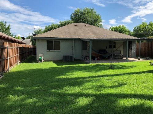 3707 Gallagher St, Dallas, TX 75212-2217