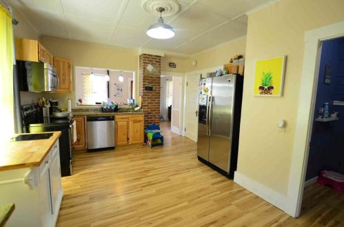 8 6th St, Nashua NH  03060-3140 exterior