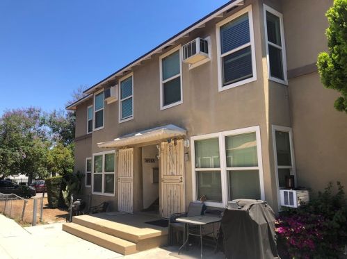 11426 Emelita St, North Hollywood, CA 91601-1168