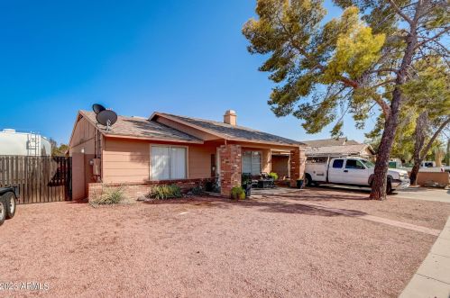 5301 Aster Dr, Glendale, AZ 85304-1913