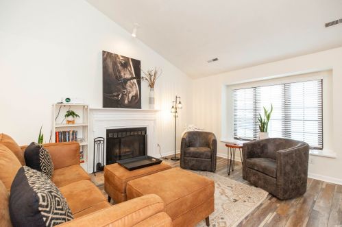 2713 Northwood Dr, Mishawaka IN  46545-3301 exterior