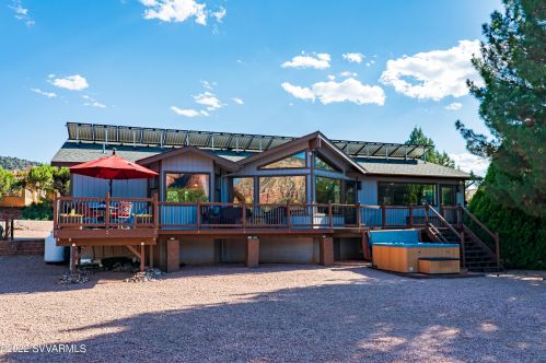 200 Concho Dr, Sedona AZ 86351-7952 exterior