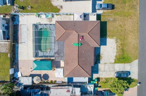 4224 19th Pl, Naples, FL 34116-6402