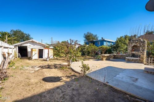 409 10th St, Santa Paula CA  93060-2123 exterior
