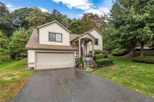 668 Heritage Hls, Somers Town, NY 10589-1927