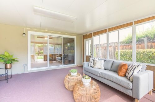 1638 Bittern Dr, Sunnyvale CA  94087-4604 exterior