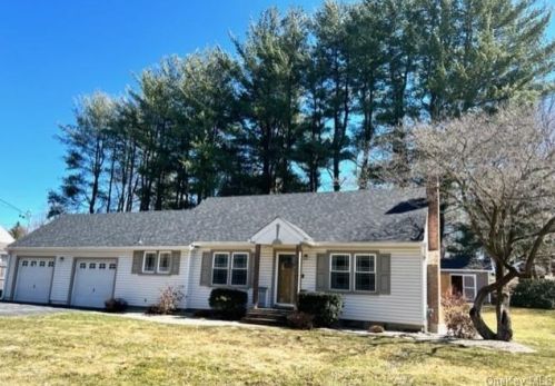 1230 Dutchess Tpke, Poughkeepsie, NY 12603-1173