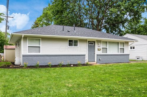 2972 Irwin Ave, Darbydale OH  43123-2310 exterior