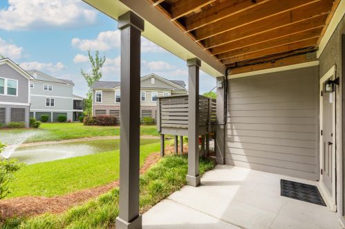 208 Slipper Shell Ct, Mount Pleasant SC  29464-6724 exterior