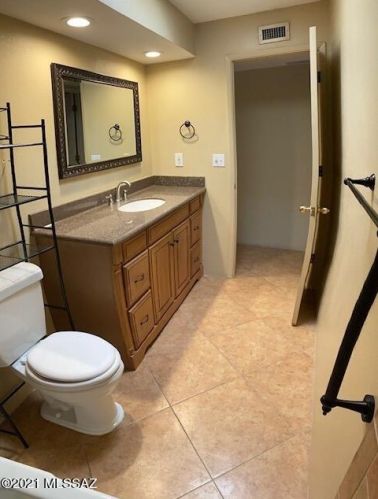 8030 Casas Cameo, Tucson AZ  85742-9781 exterior