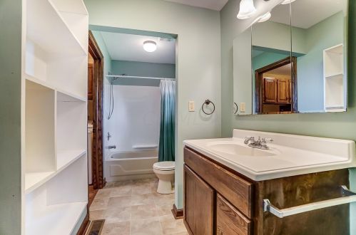 630 Josiah Morris Rd, London OH  43140-9344 exterior