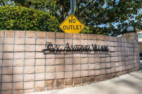 3 San Marcos Rd, Santa Barbara CA  93111-1957 exterior