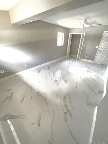 6716 33rd St, Hollywood FL  33023-4804 exterior