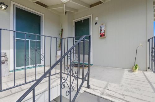 1976 Harris Ave, San Jose CA 95124-1018 exterior