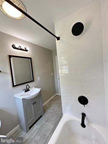 725 Ivy Dr, Seaford DE  19973-1340 exterior