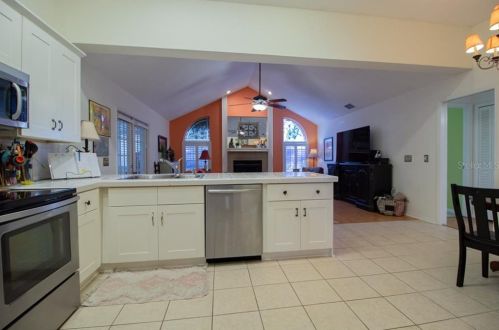 5939 Windwood Dr, Lakeland FL  33813-4805 exterior