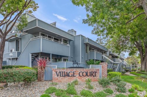 858 La Barbera Dr, San Jose CA  95126-3931 exterior