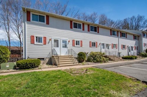 421 Allen St, New Britain CT  06053-3344 exterior