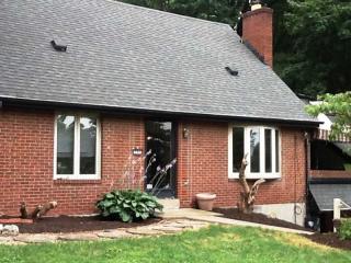 280 Maplewood Dr, Canonsburg, PA 15317-3224