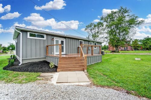 1410 White Rd, Darbydale OH  43123-8997 exterior