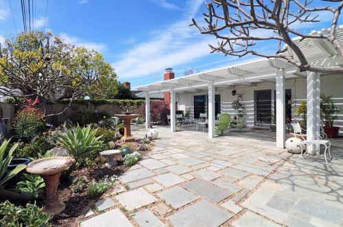 1032 Chestnut Ave, Orange CA 92867-3832 exterior