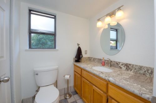 708 Bonneau Ct, Grayson CA  95363-9104 exterior