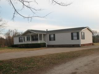 1043 Poplar Springs Church Rd, Shelby, NC 28152-8070
