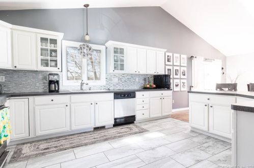 62 William St, Milford CT  06461-3041 exterior