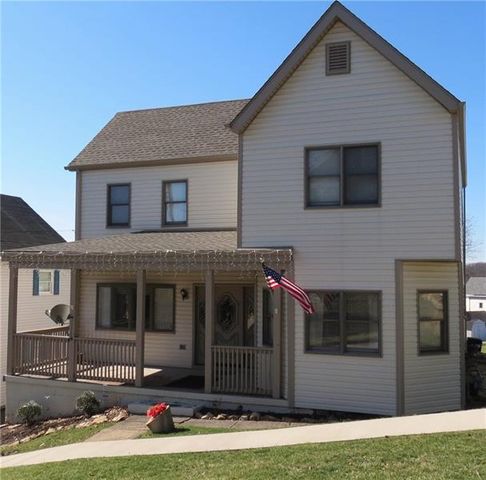 33 Cleveland Ave, Manor, PA 15665-9743