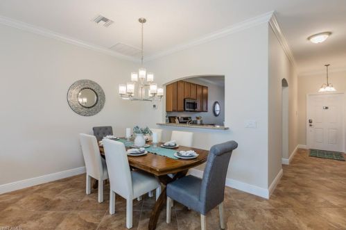 14318 Manchester Dr, Naples FL  34114-8626 exterior
