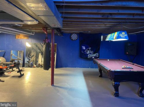 325 Nimitz Rd, Dover DE  19901-6636 exterior