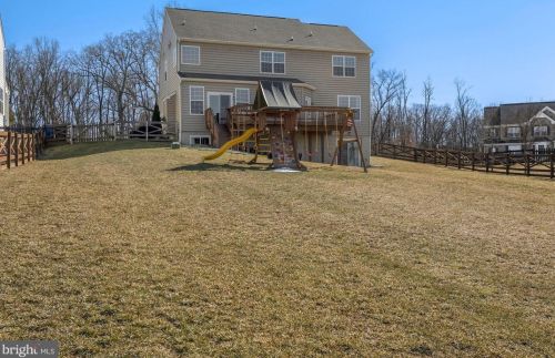 13503 Eagles Rest Dr, Leesburg VA 20176-5035 exterior