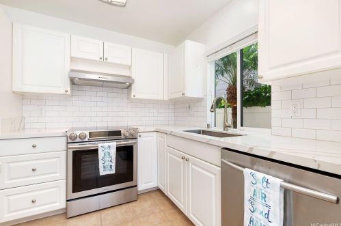 91-6417 Kapolei Pkwy, Ewa Beach HI  96706 exterior