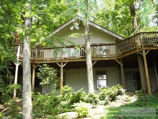 485 Chestnut, Boone NC  28607-5754 exterior